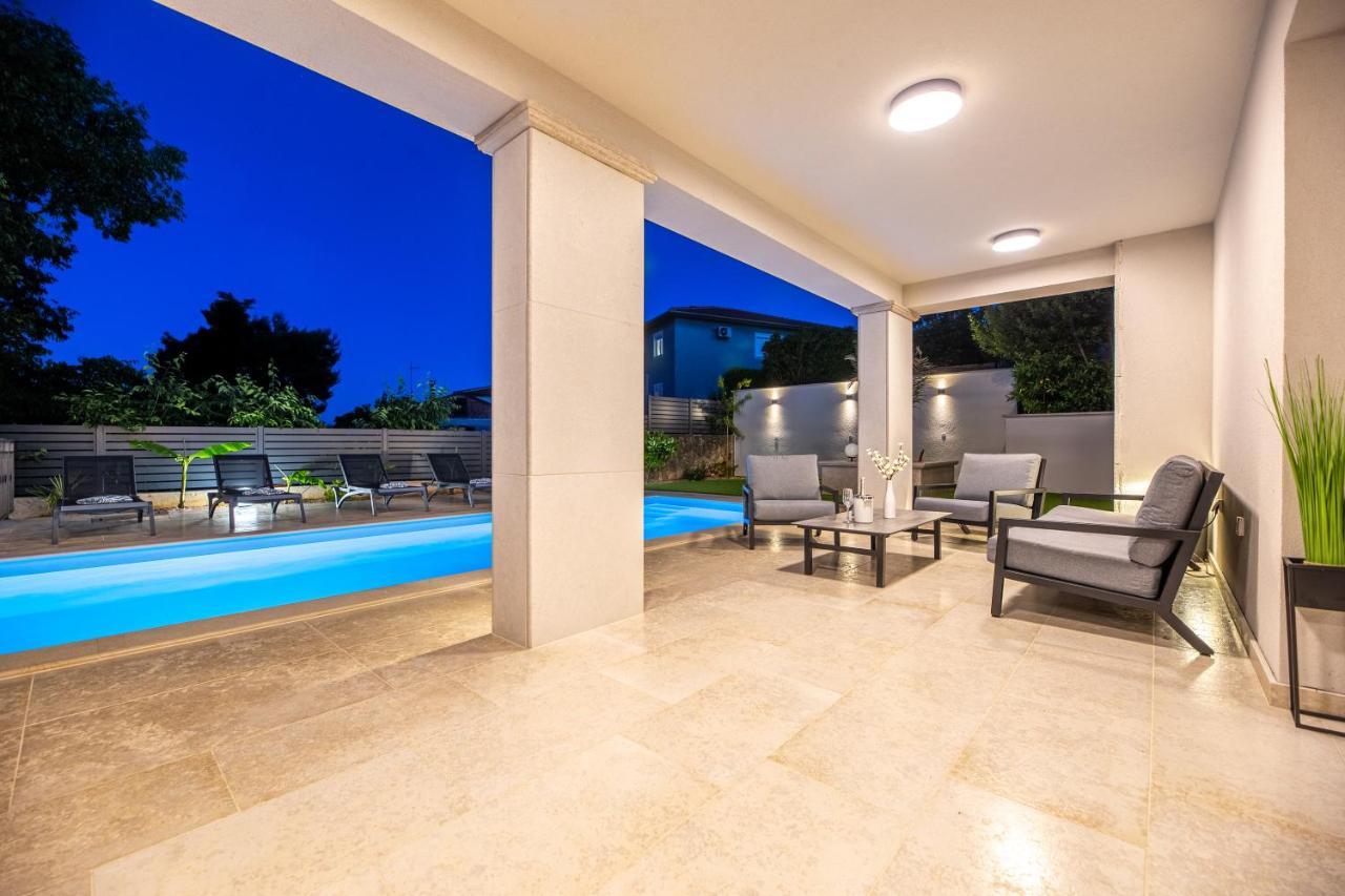 Villa Pafran With Heated Pool Krk Krk Town Exterior foto